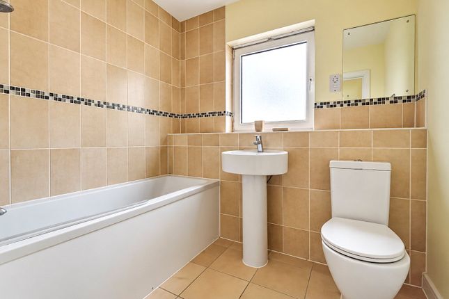 Flat 59 Tean House, Havergate Way, Berkshire, RG2 0GU photo 5