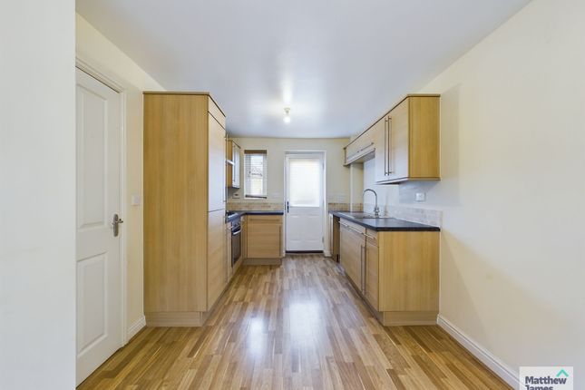 23 Kirk Way, Colchester photo 3