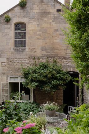 295530 - 10 Barn Hill, Stamford-64.Jpg