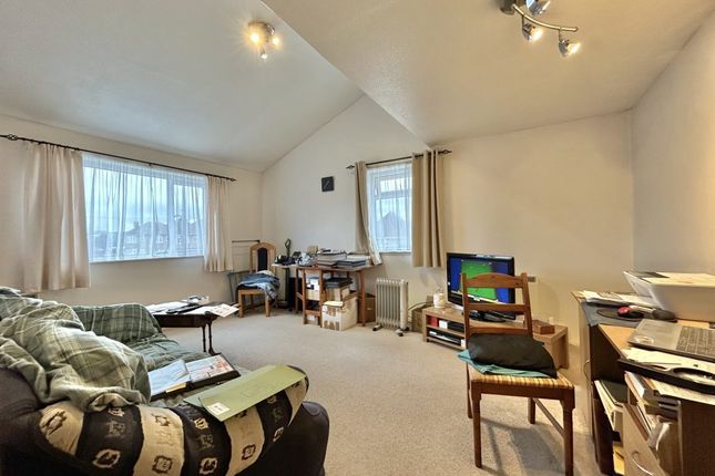166, Rosebery Avenue, Yeovil photo 2