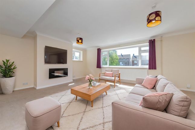 84, Hughenden Road, St Albans photo 2