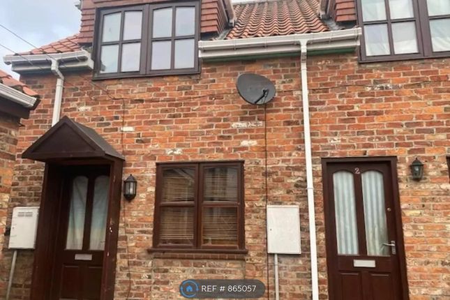 Showing No 3 And 2 Market Court