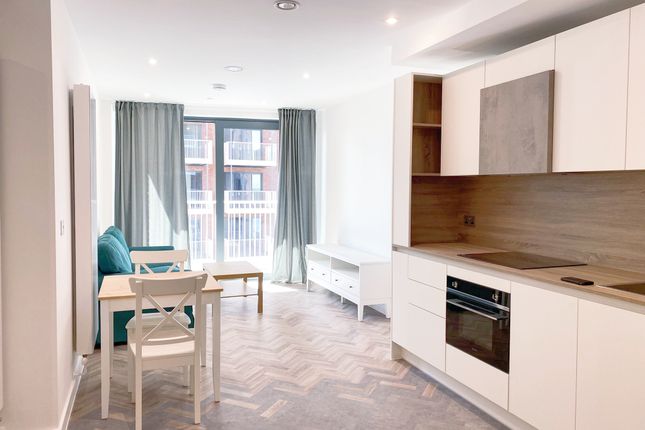 0 Gillender St, Aberfeldy Village, London , London photo 3