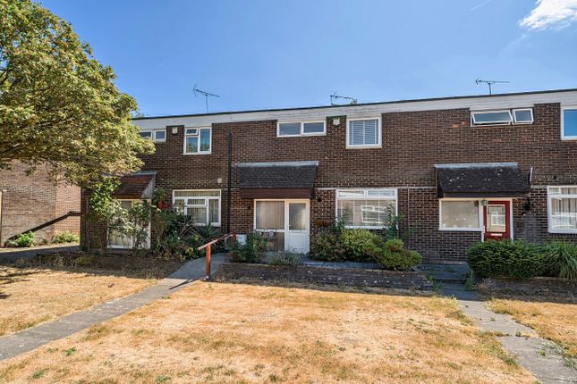 3-bed terraced on Austen Road, Hampshire, £325,000