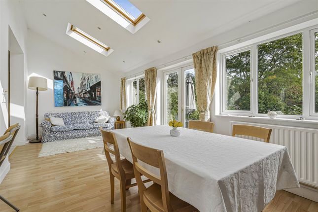 Latchmere Road, Kingston Upon Thames photo 3