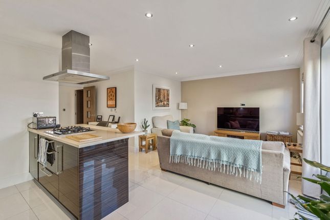 10, Victoria Mansion, Rickmansworth photo 4