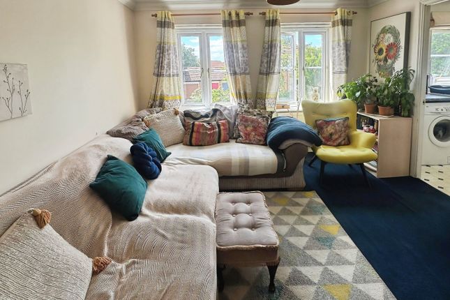 6, Acorn Way, Bedford photo 5