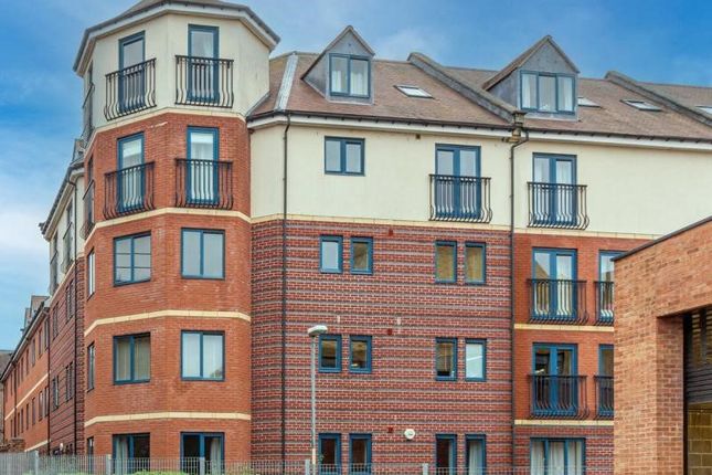 Thumbnail Flat to rent in Magdala Court, The Butts, Worcester