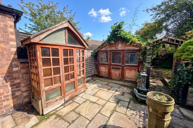 13, Priory Street, Bowdon photo 4