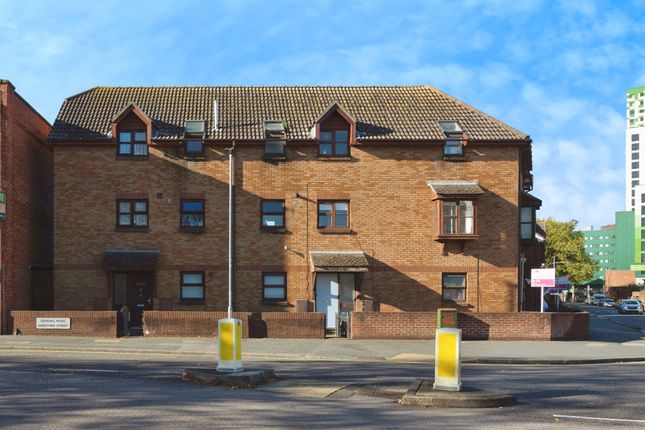 31, Denning Mews, Southsea photo 2