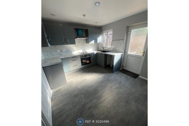 Balderstone Close, Leicester photo 5