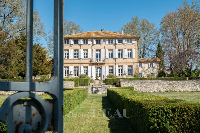 Detached house for sale in Aix-En-Provence, Puyricard, 13540, France