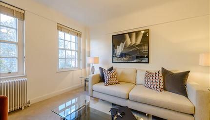 Flat to rent in Fulham Road, South Kensington