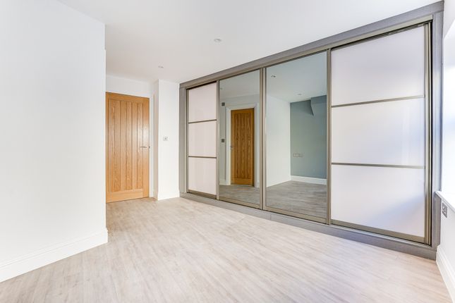 Studio for sale in St. Onge Parade, Southbury Road, Enfield