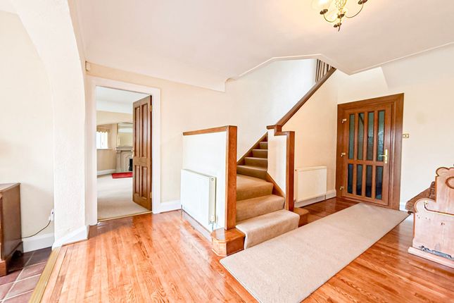 33 Stanley Avenue, Wirral photo 4