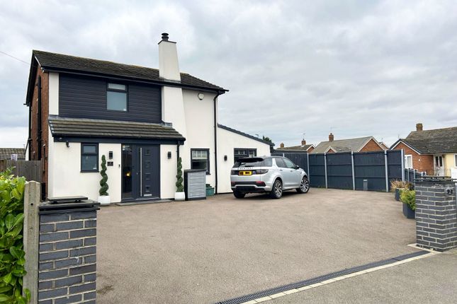 Thumbnail Detached house for sale in 2 Troughton Place, Newtown, Tewkesbury