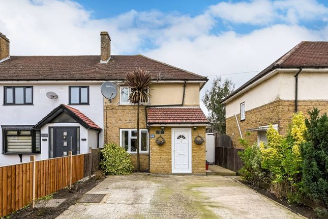 End terrace house for sale in Howard Road, Isleworth