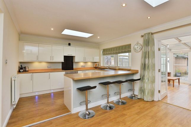 19, Newport Road, Milton Keynes photo 4