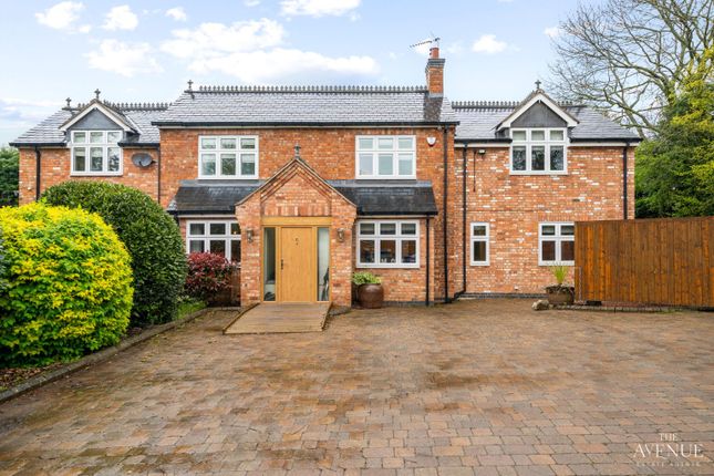 Thumbnail Detached house for sale in Workhouse Lane, Burbage, Leicestershire