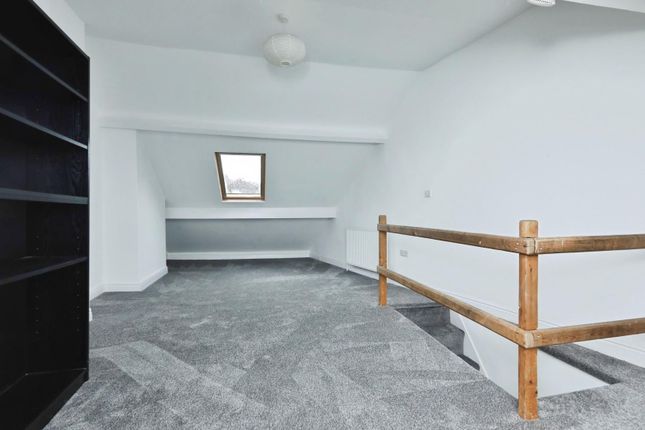 10, Pickmere Road, Sheffield photo 4
