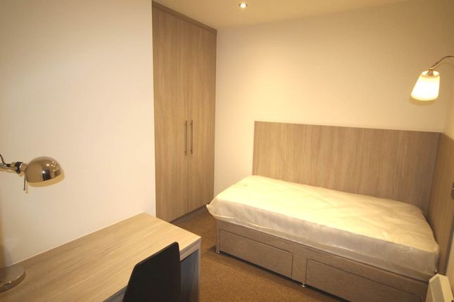 Apartment 16, 26-30 Sunbridge Road, Bradford photo 5