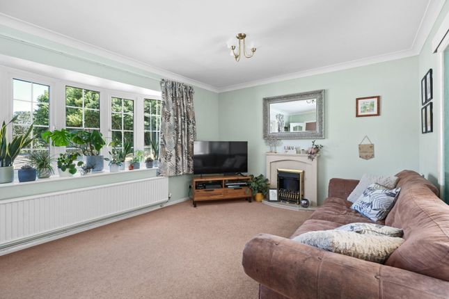 1, Gable Close, Daventry photo 4