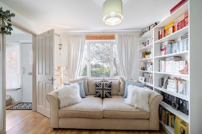 2, Ridgeway, Lydney photo 3