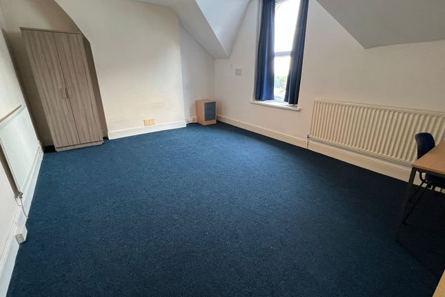 Shared accommodation to rent in Bonville Terrace, Swansea