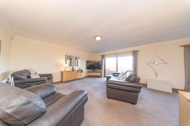 56 Jamphlars Road, Lochgelly photo 2