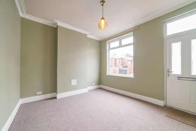 45, Duchy Street, Stockport photo 3