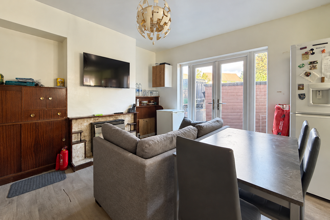 47, Flavell Street, Woodsetton photo 5