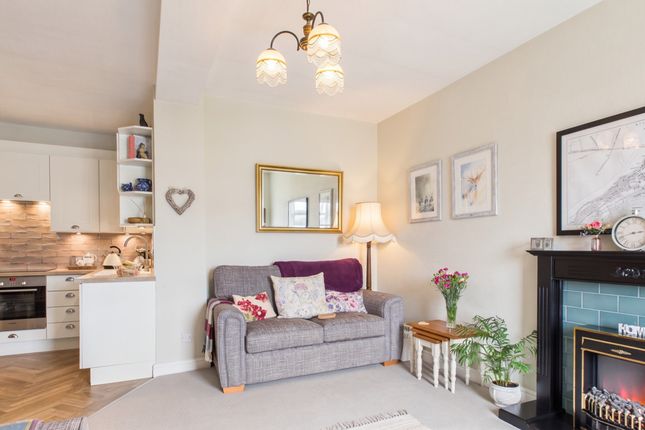 Flat Flat 6, Inglewood Court, The Promenade, Arnside photo 4