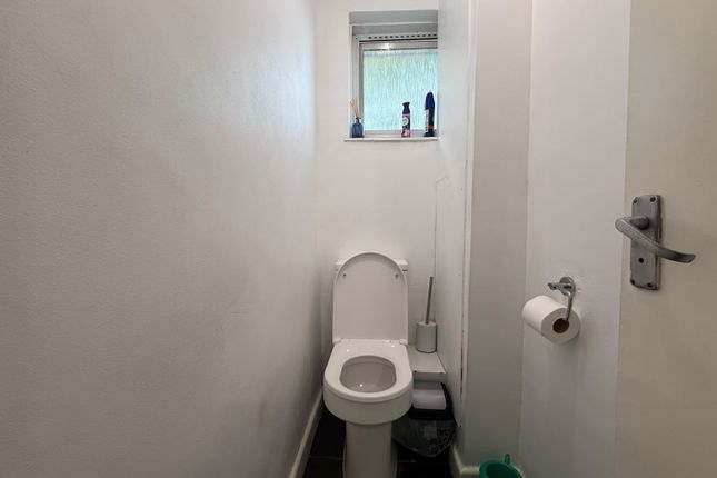 24, Barnardo Street, London photo 5