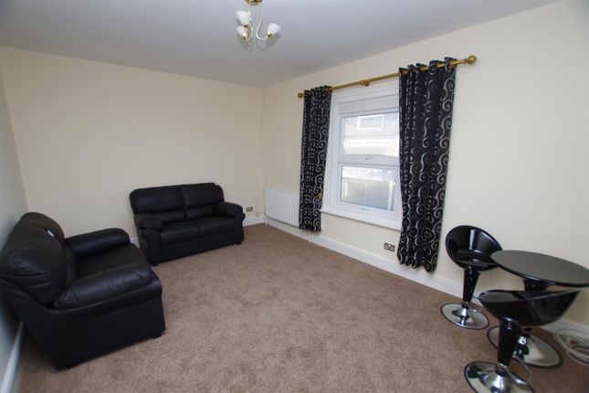 Commercial Road, Swindon photo 2