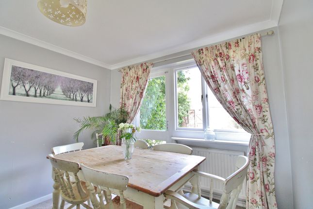 2, Victory Road, Fareham photo 4