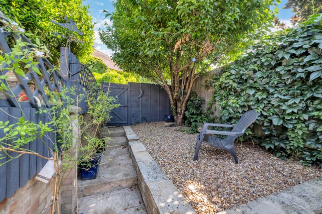 17, Cheveley Road, Newmarket photo 4