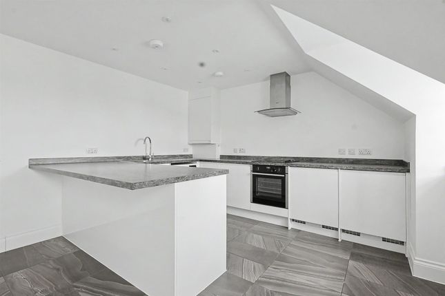 Flat 3, Halle Mews, Benfleet photo 4