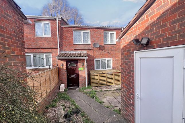 3-bed house on Turnmill Avenue, Springfield, Milton Keynes MK6, £285,000