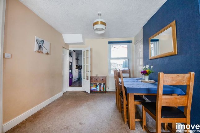 10 Fisher Road, Newton Abbot photo 4