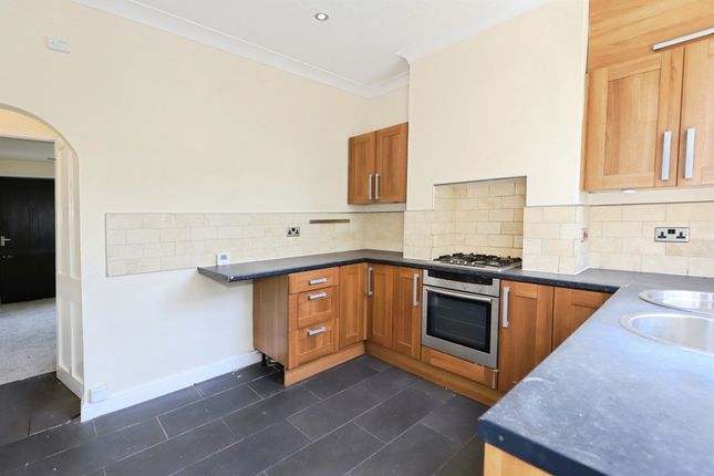 22, Anchorfields, Kidderminster photo 4