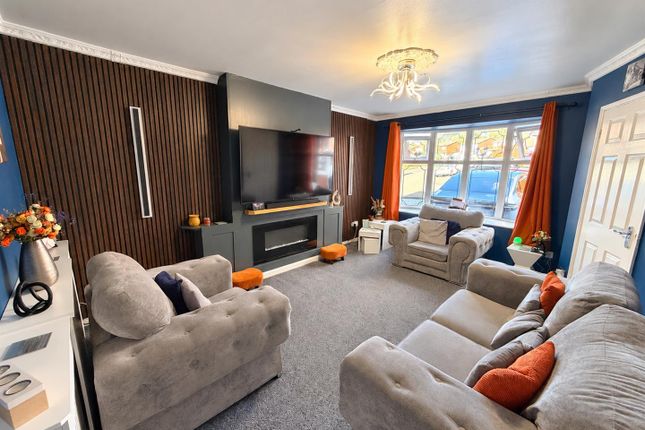 23, Whittleford Grove, Birmingham photo 3