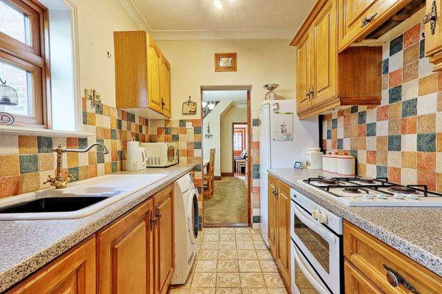 65, Fobbing Road, Stanford-le-hope photo 4