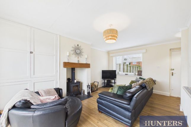 10, Lowfield Lane, Driffield photo 3