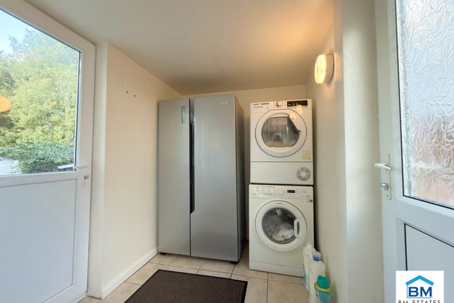 14, Parvian Road, Leicester photo 5