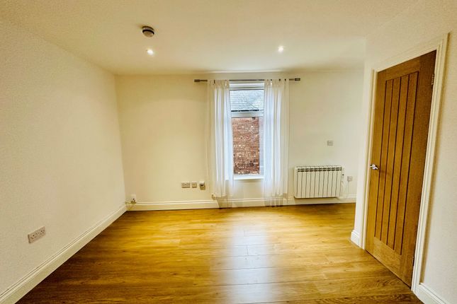 Flat 7, Nottingham photo 3