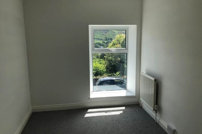 Property to rent in Prospect Place, Ystalyfera, Swansea