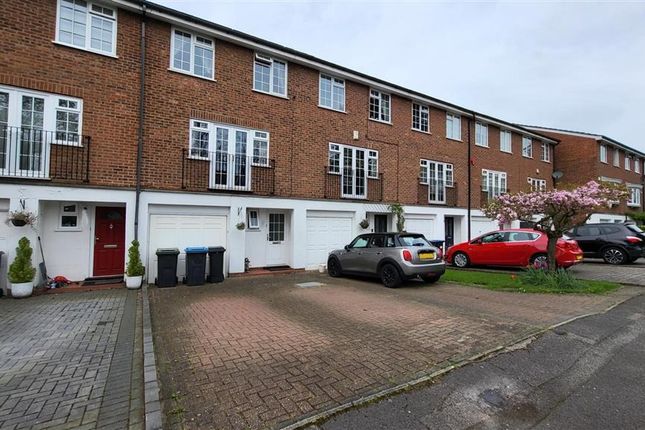 Property to rent in Colonels Walk, The Ridgeway, Enfield