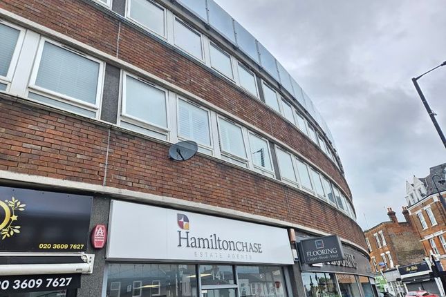 Flat for sale in High Street, High Barnet, Barnet