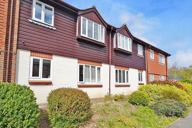 Flat for sale in The Cloisters, Carnegie Gardens, Worthing