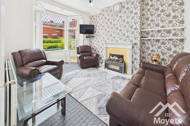 73 Leamington Road, Blackburn photo 2